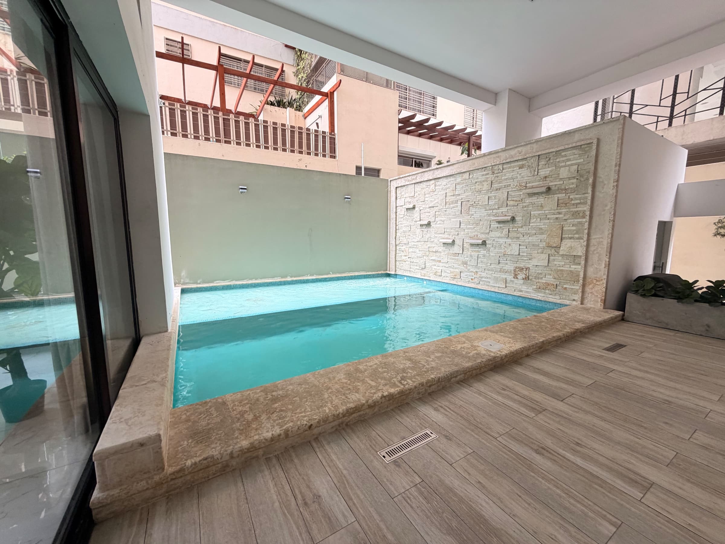 Apartamento en alquiler con línea blanca Ensanche Piantini
